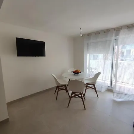 Appartement Precioso De 2 Recien Reformado En Benidorm