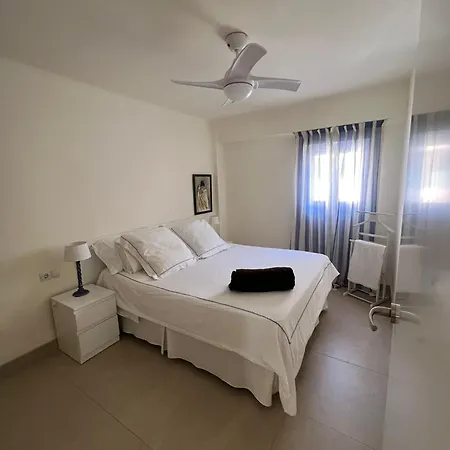 Precioso De 2 Recien Reformado En * Benidorm
