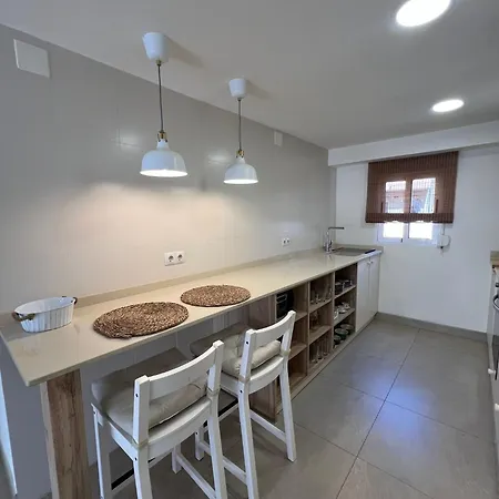 Precioso De 2 Recien Reformado En Benidorm